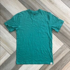 North Face Pocket Crew Neck T-Shirt Size Small